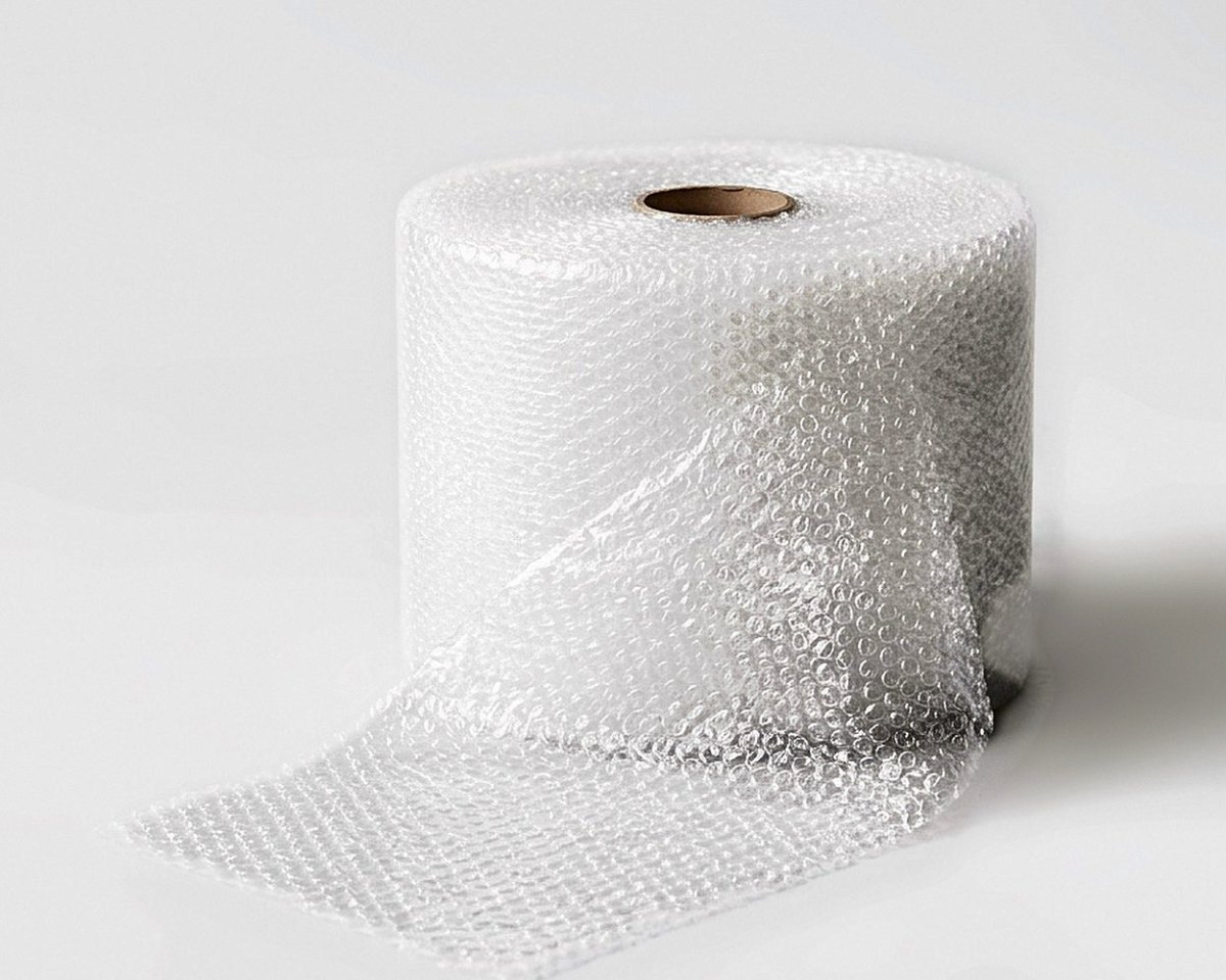 Rouleau de film à bulles en polyéthylène, film déroulé